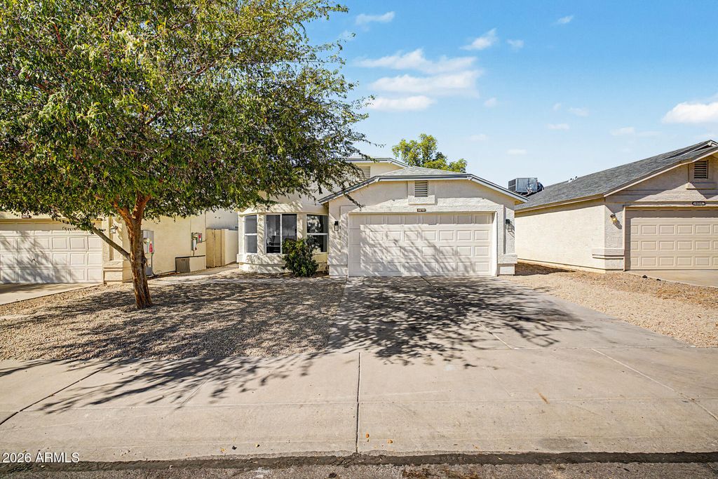 8870 W MORNINGSIDE Drive, Peoria, AZ 85382 — exterior