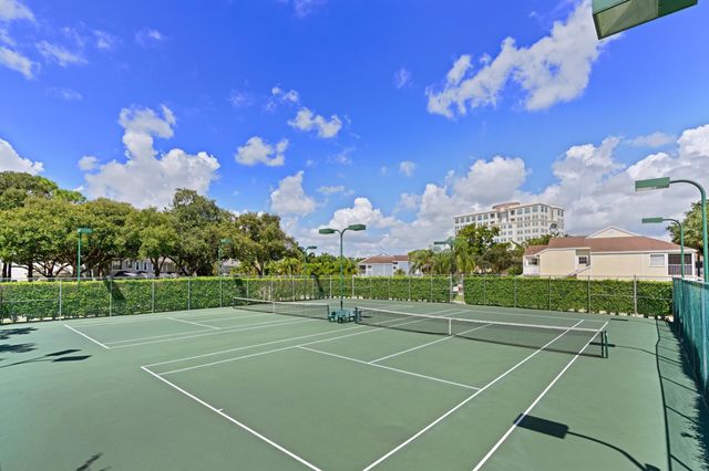 5302 Sapphire Valley, Boca Raton, FL 33486