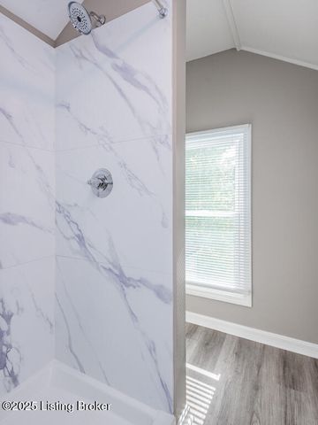 665 S 41st St, Louisville, KY 40211