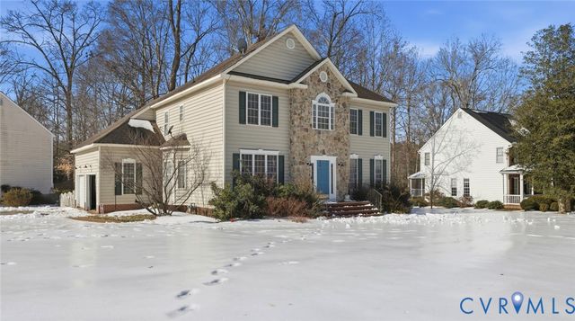 10365 Morning Dew Ln, Hanover, VA 23116