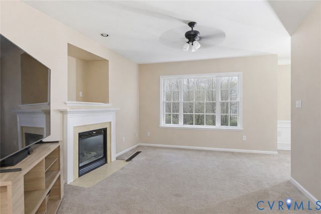 10365 Morning Dew Ln, Hanover, VA 23116