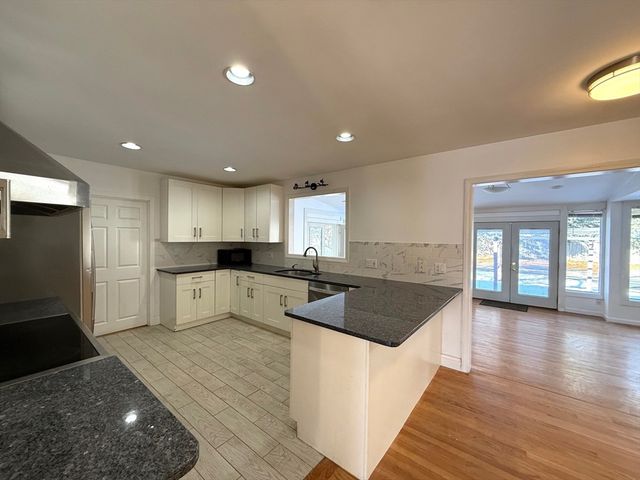 36 Chestnut Ave, Braintree, MA 02184