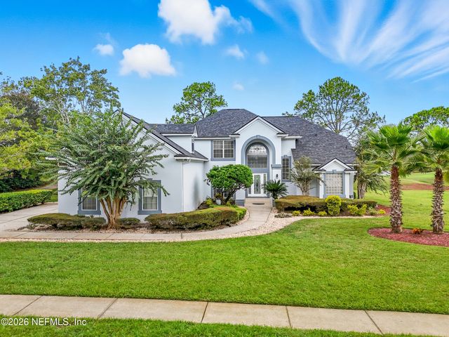 10082 CHESTER LAKE Road E, Jacksonville, FL 32256