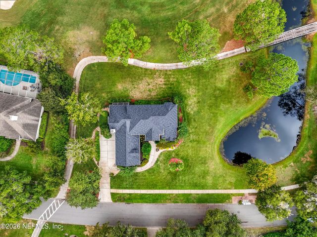 10082 CHESTER LAKE Road E, Jacksonville, FL 32256