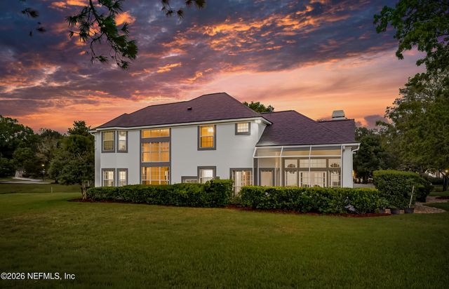 10082 CHESTER LAKE Road E, Jacksonville, FL 32256