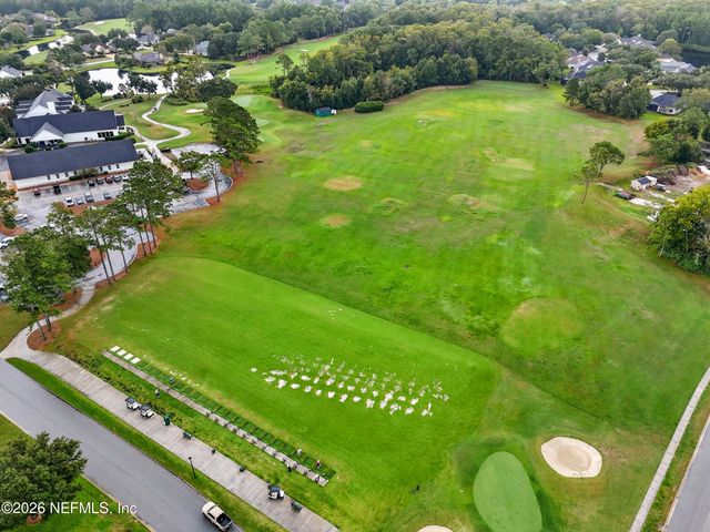 10082 CHESTER LAKE Road E, Jacksonville, FL 32256