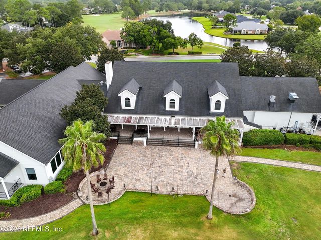 10082 CHESTER LAKE Road E, Jacksonville, FL 32256