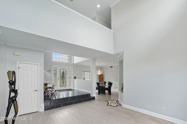 10082 CHESTER LAKE Road E, Jacksonville, FL 32256