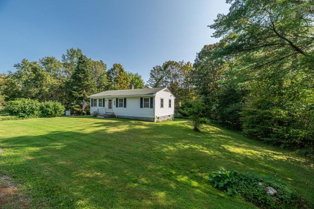 557 Beech Street, Manchester, VT 05255