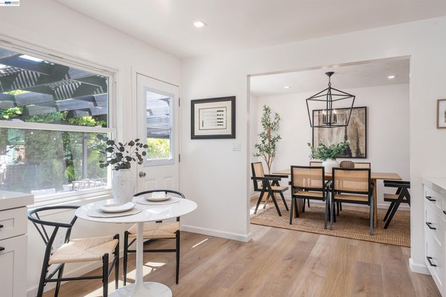 3229 Toyon Ter, Alameda, CA 94501