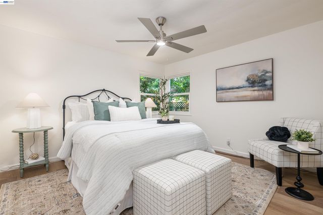 3229 Toyon Ter, Alameda, CA 94501