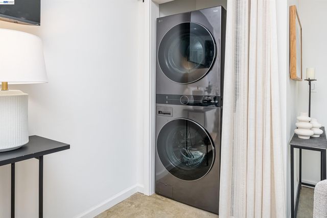 3229 Toyon Ter, Alameda, CA 94501