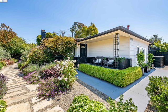 3229 Toyon Ter, Alameda, CA 94501