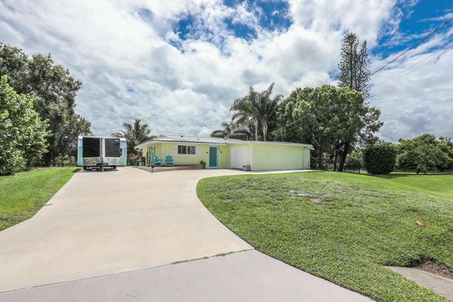 702 Ramie Court, Port St Lucie, FL 34952