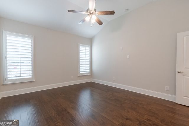 601 Cork St, Woodstock, GA 30188