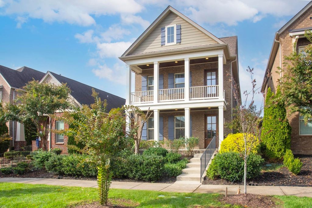 145 Ashcrest Pt, Hendersonville, TN 37075