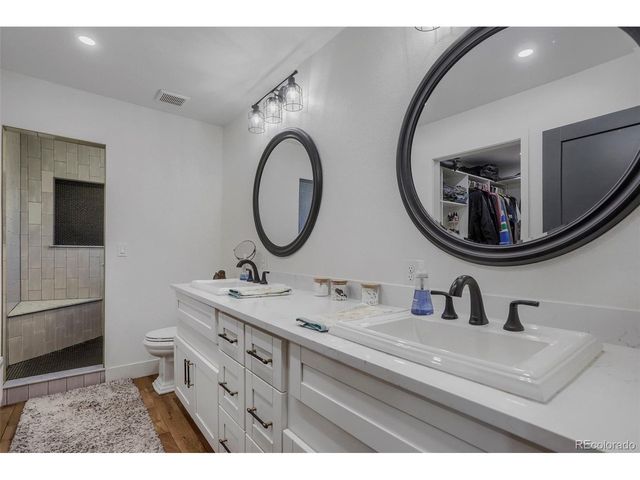 7155 W Montview Ln, Littleton, CO 80125