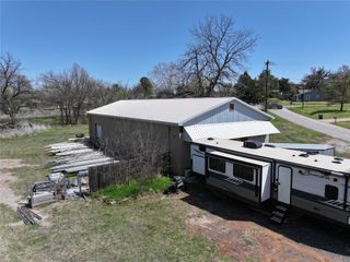 305 NE 3rd Street, Luther, OK 73054