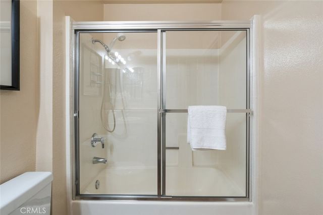 5500 Owensmouth Avenue 331, Woodland Hills, CA 91367