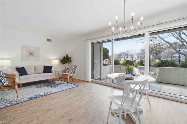 1020 Autumn Woods Ln Apt 101, Virginia Beach, VA 23454