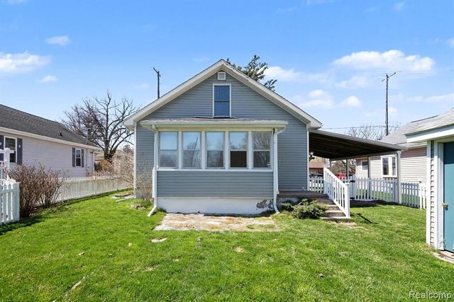 2509 S Sheridan Road, Lennon, MI 48449