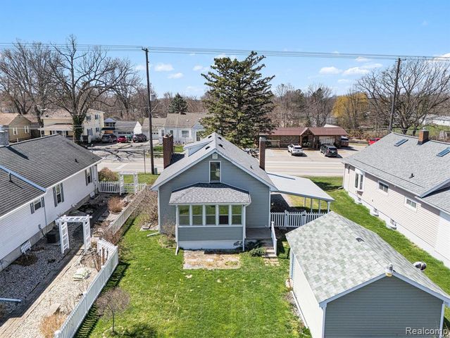 2509 S Sheridan Road, Lennon, MI 48449