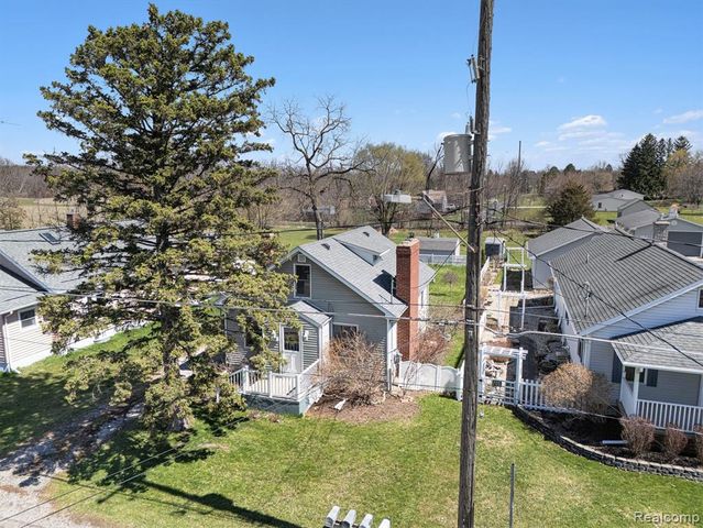2509 S Sheridan Road, Lennon, MI 48449