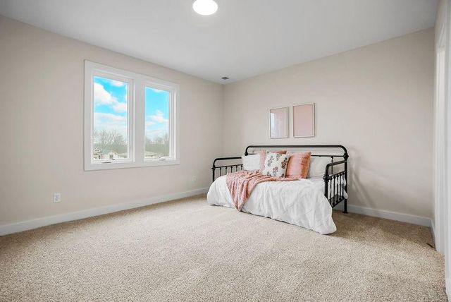 2805 W 175th Place, Overland Park, KS 66085