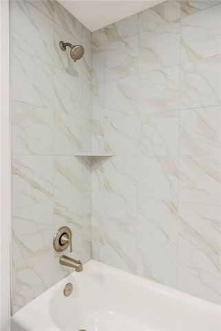 2805 W 175th Place, Overland Park, KS 66085