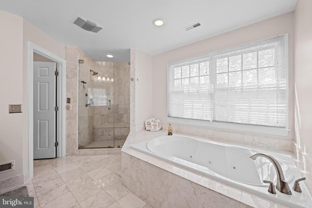 13040 JEROME JAY DR, Cockeysville, MD 21030