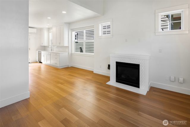 2211 NW 60th Street, Seattle, WA 98107