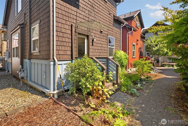 2211 NW 60th Street, Seattle, WA 98107