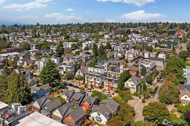 2211 NW 60th Street, Seattle, WA 98107