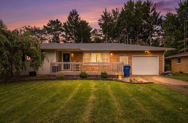 408 Waverly Drive, Benton Harbor, MI 49022