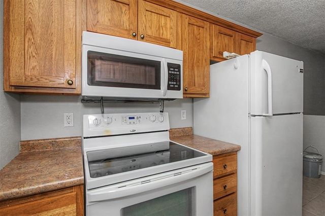 703 Meadow Place, Ames, IA 50010