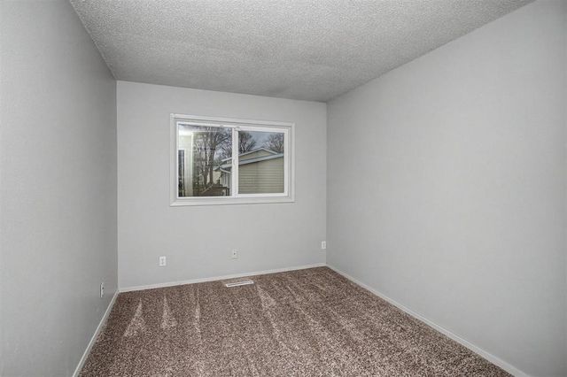 703 Meadow Place, Ames, IA 50010