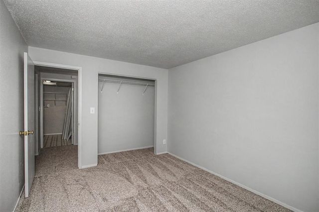 703 Meadow Place, Ames, IA 50010
