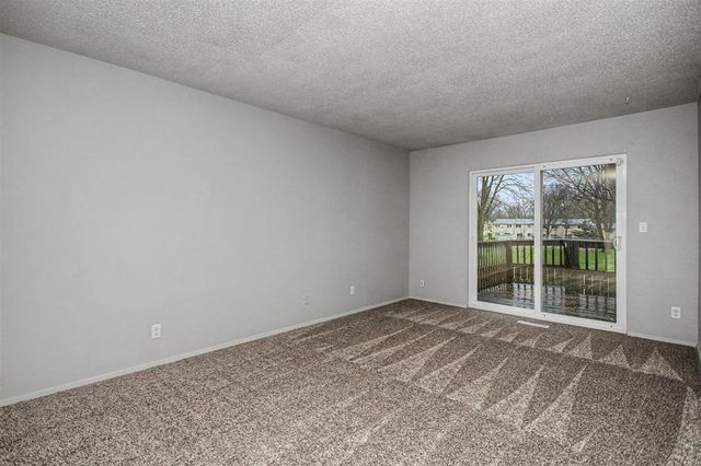 703 Meadow Place, Ames, IA 50010