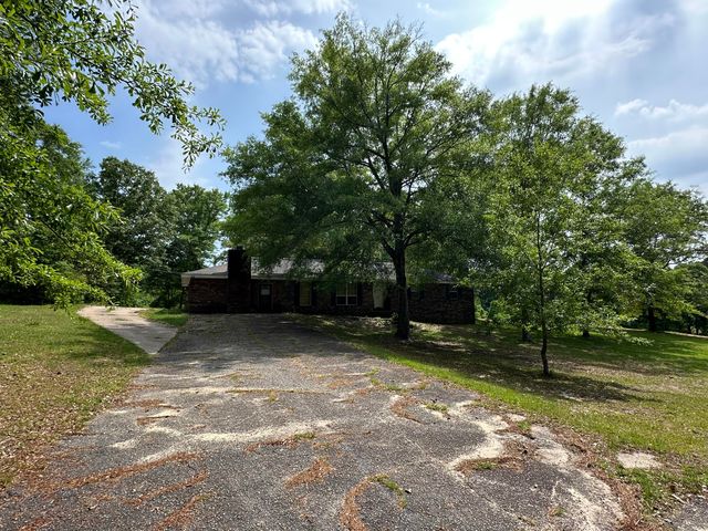 80 Beverly Hills Loop, Petal, MS 39465
