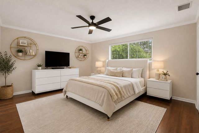 209 Palm Aire Drive, Friendswood, TX 77546