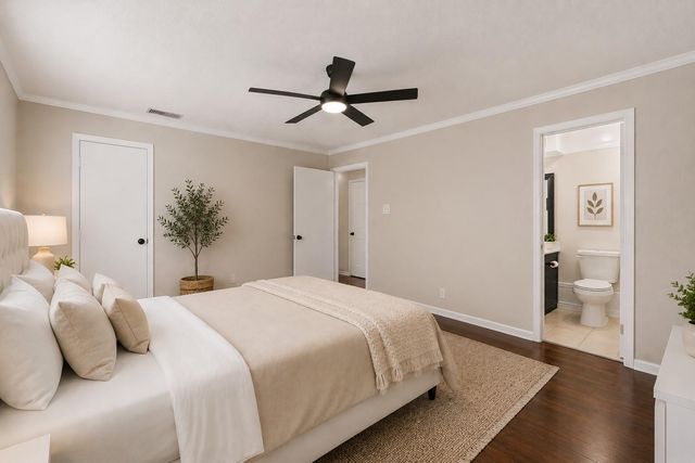 209 Palm Aire Drive, Friendswood, TX 77546