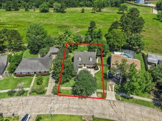 209 Palm Aire Drive, Friendswood, TX 77546