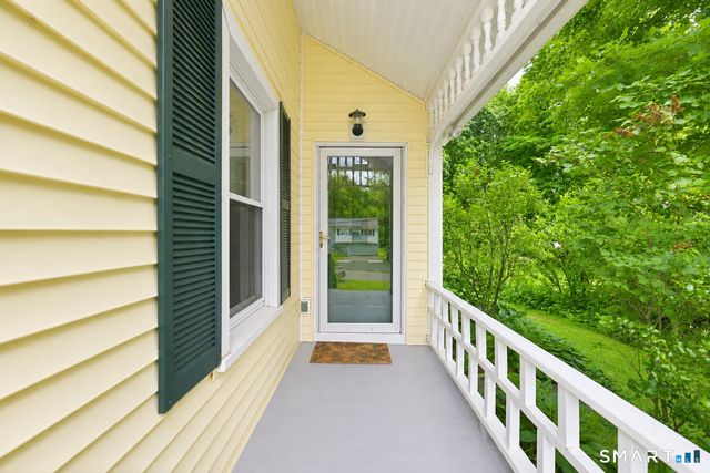 11 East Orchard Street, Plymouth, CT 06786