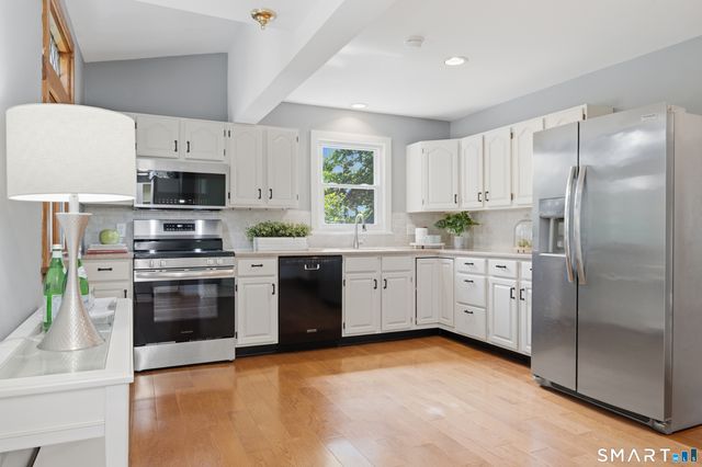 11 East Orchard Street, Plymouth, CT 06786