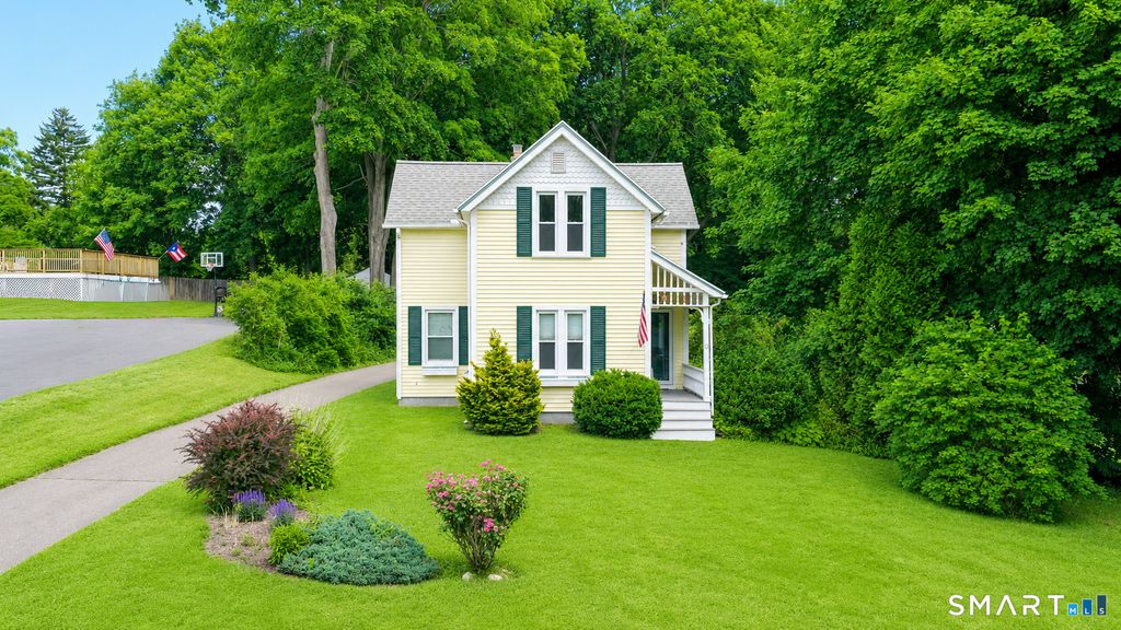 11 East Orchard Street, Plymouth, CT 06786