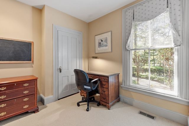 202 Paine St, Bellingham, MA 02019