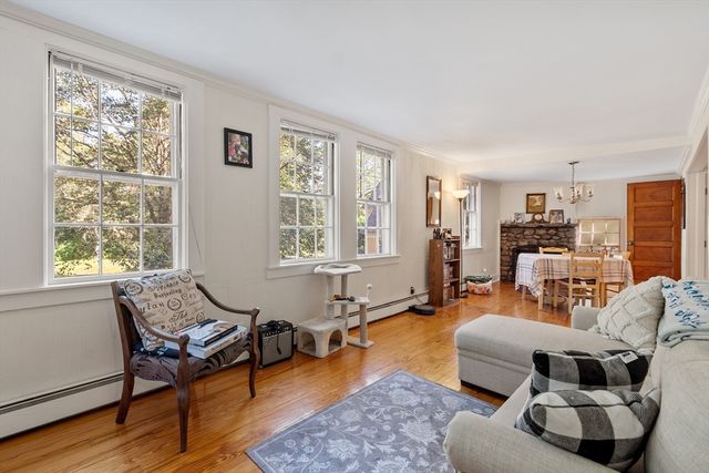 202 Paine St, Bellingham, MA 02019