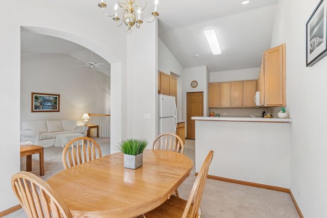 3332 ROSECROFT Lane, Naperville, IL 60564