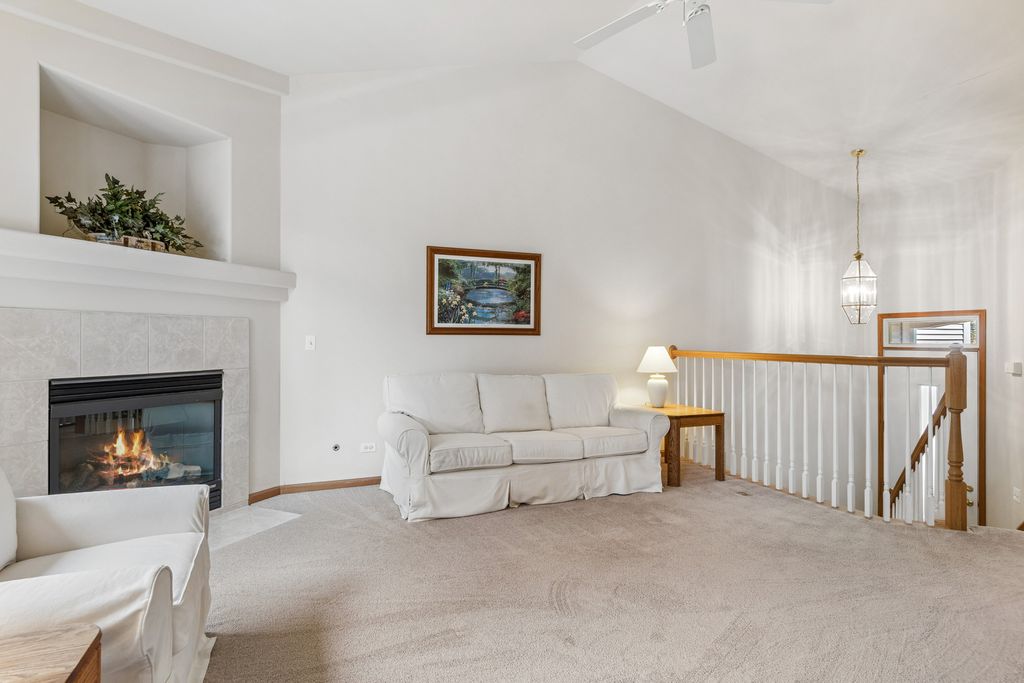 3332 ROSECROFT Lane, Naperville, IL 60564 — photo 3