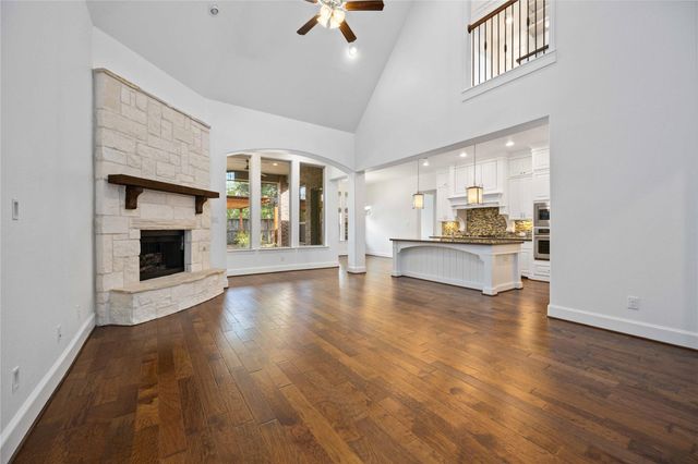 4110 Clover Ridge Lane, Sugar Land, TX 77479